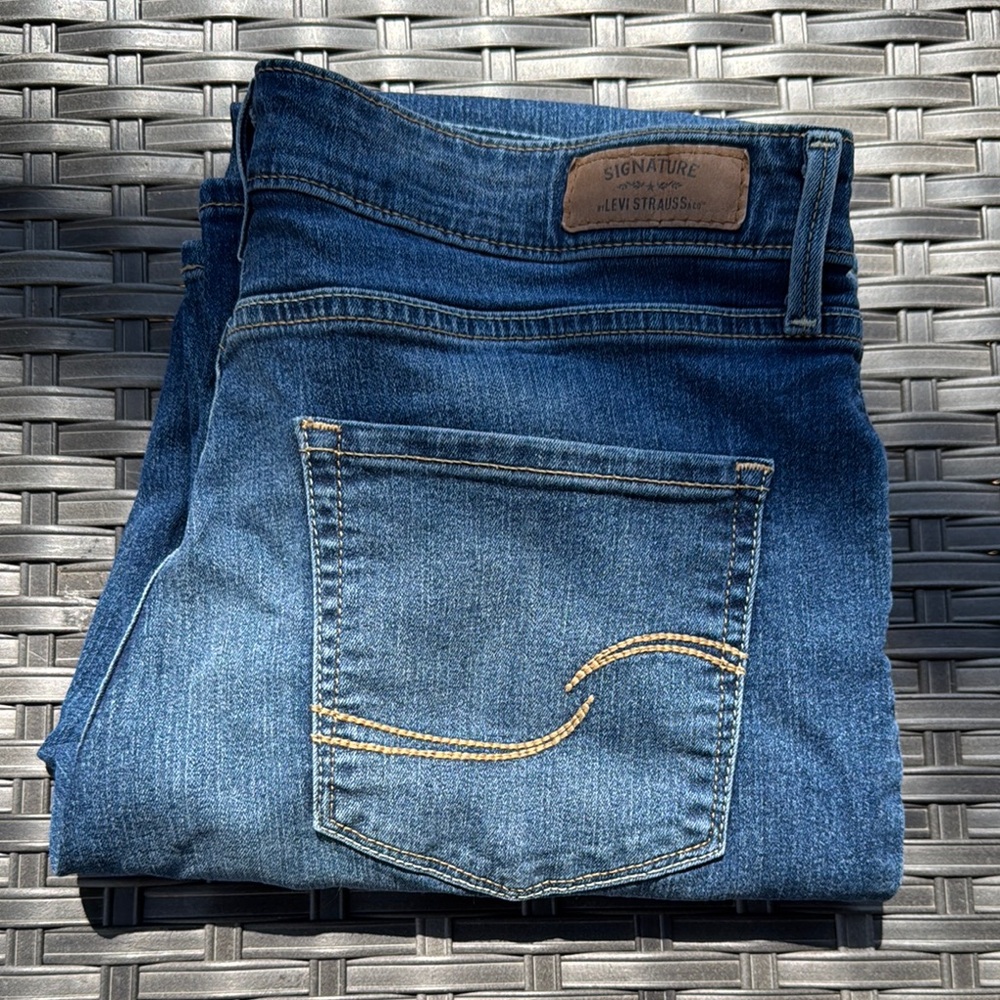 Signature Levi’s Modern Boot Cut Jeans